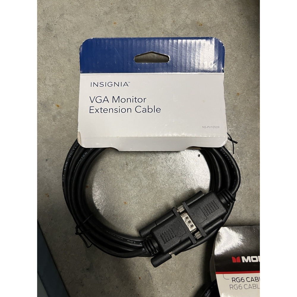 Insignia 10 ft VGA Monitor Extension Cable Black NS-PV10509 NEW Computer Cable